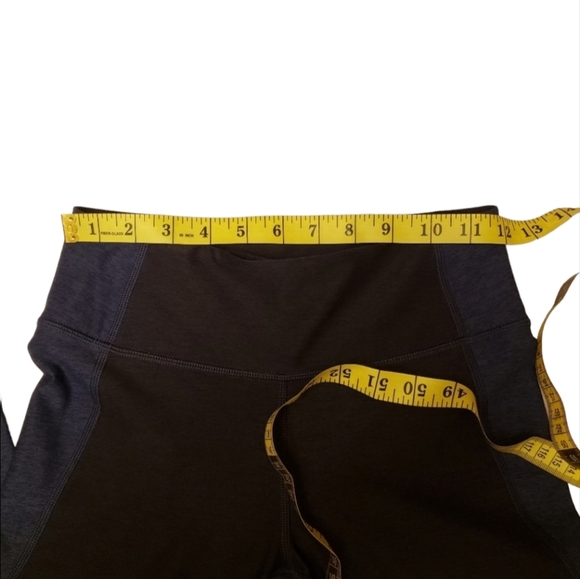 Outdoor Voices Two-Tone Athletic Leggings Size XS - Picture 9 of 11